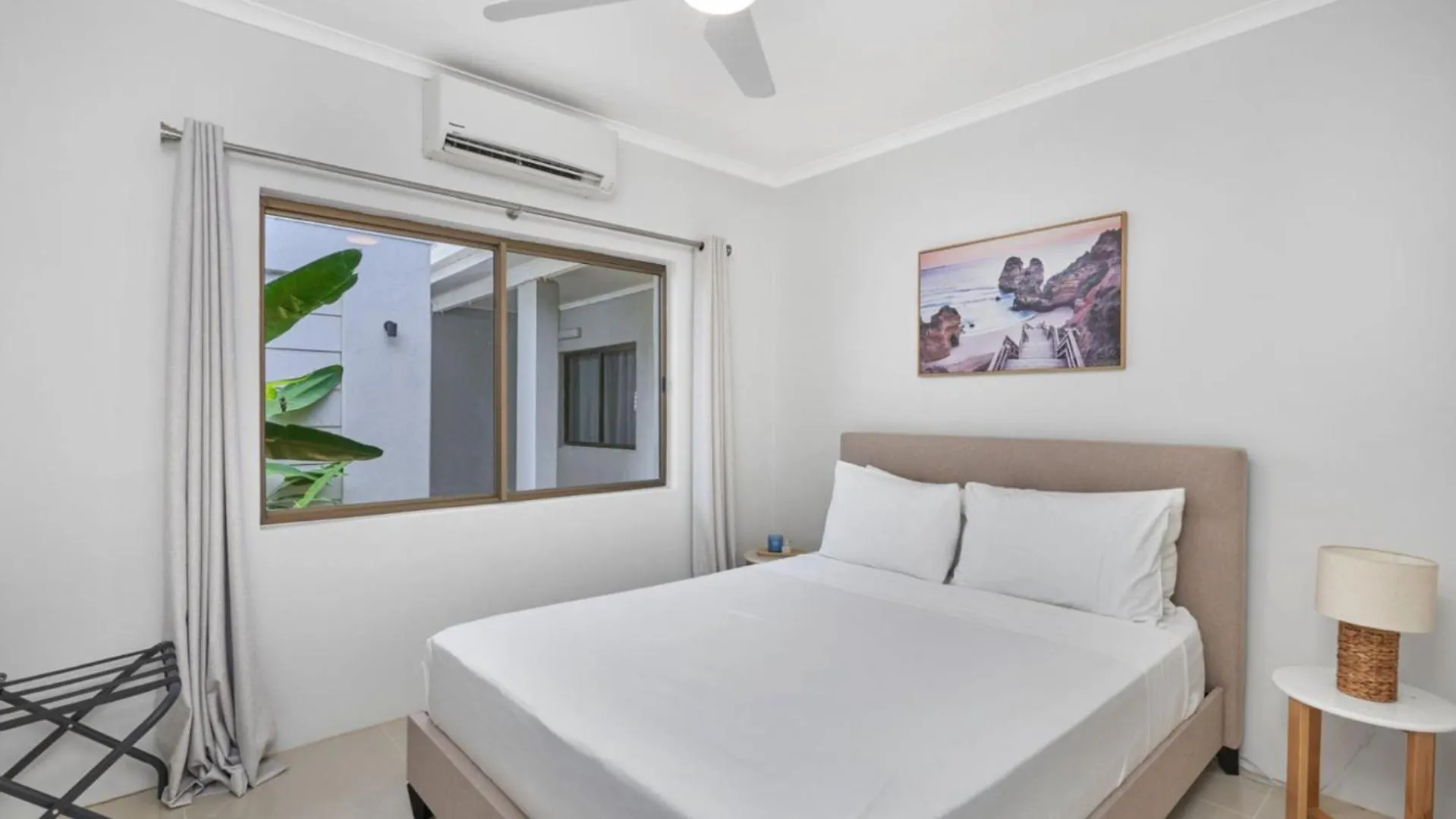Coconut And Lime - Palm Cove Villa Holiday home
