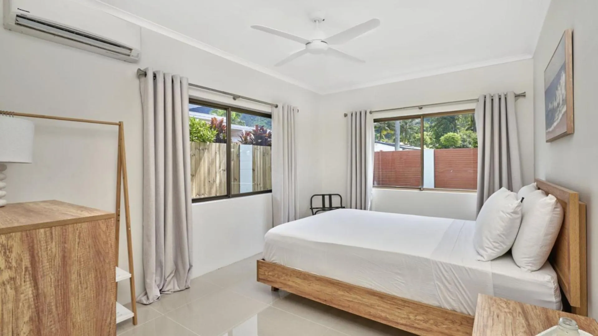 Coconut And Lime - Palm Cove Villa